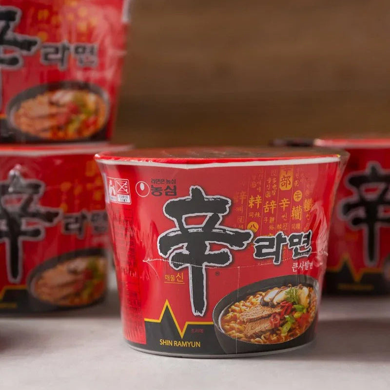 농심 신라면 큰컵 114g - DotAsia
