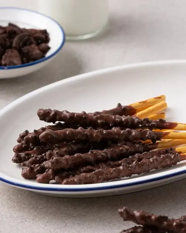 Lotte Choco Cookie Pepero Bulk 128g 1 - DotAsia