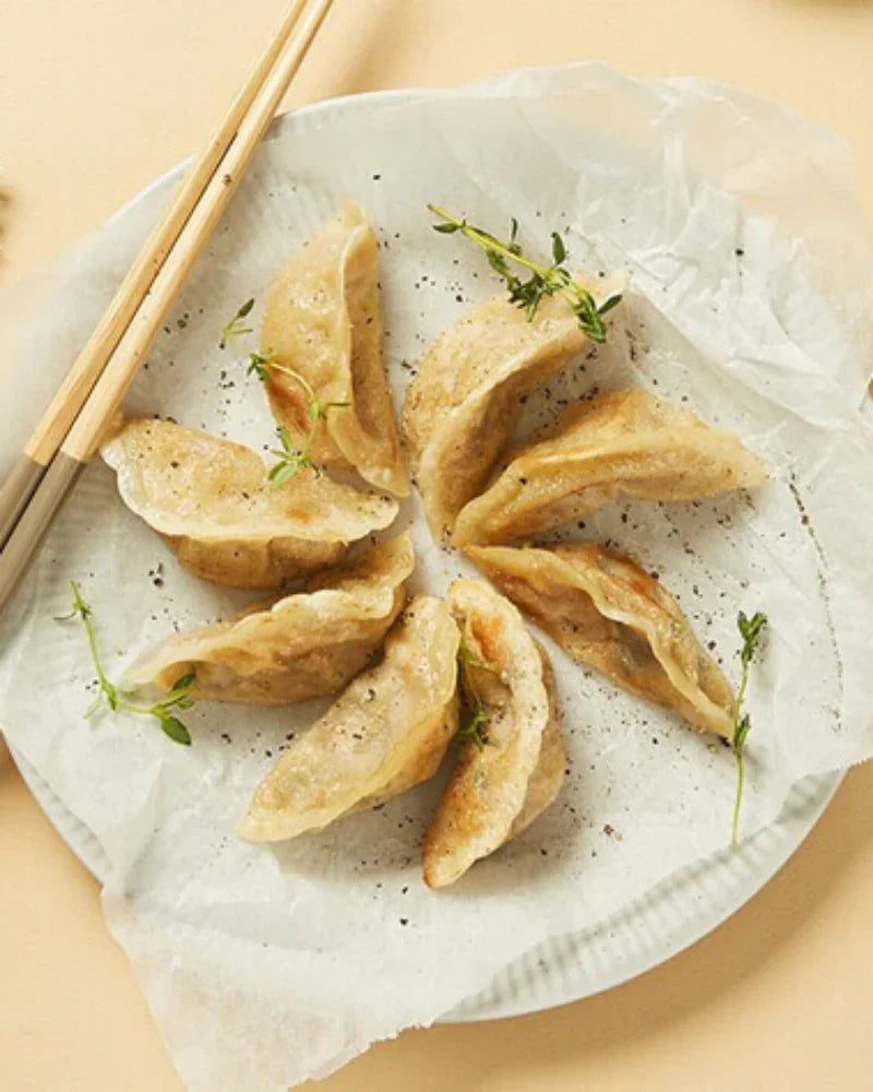Matsarang Chive Gyoza Dumplings 675g - Frozen - DotAsia