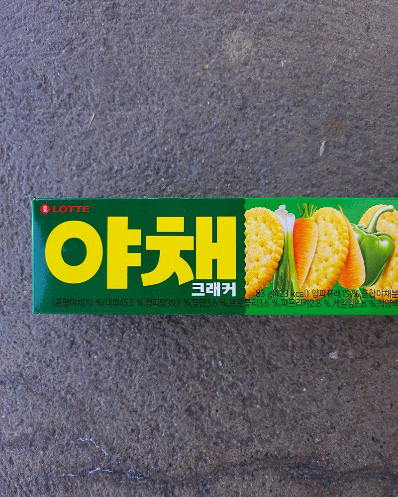 Lotte Vegetable Crackers 83g - DotAsia