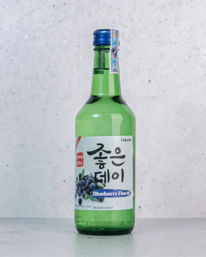 Muhak Good Day Soju Blueberry Alc.13.5% 350ml - DotAsia