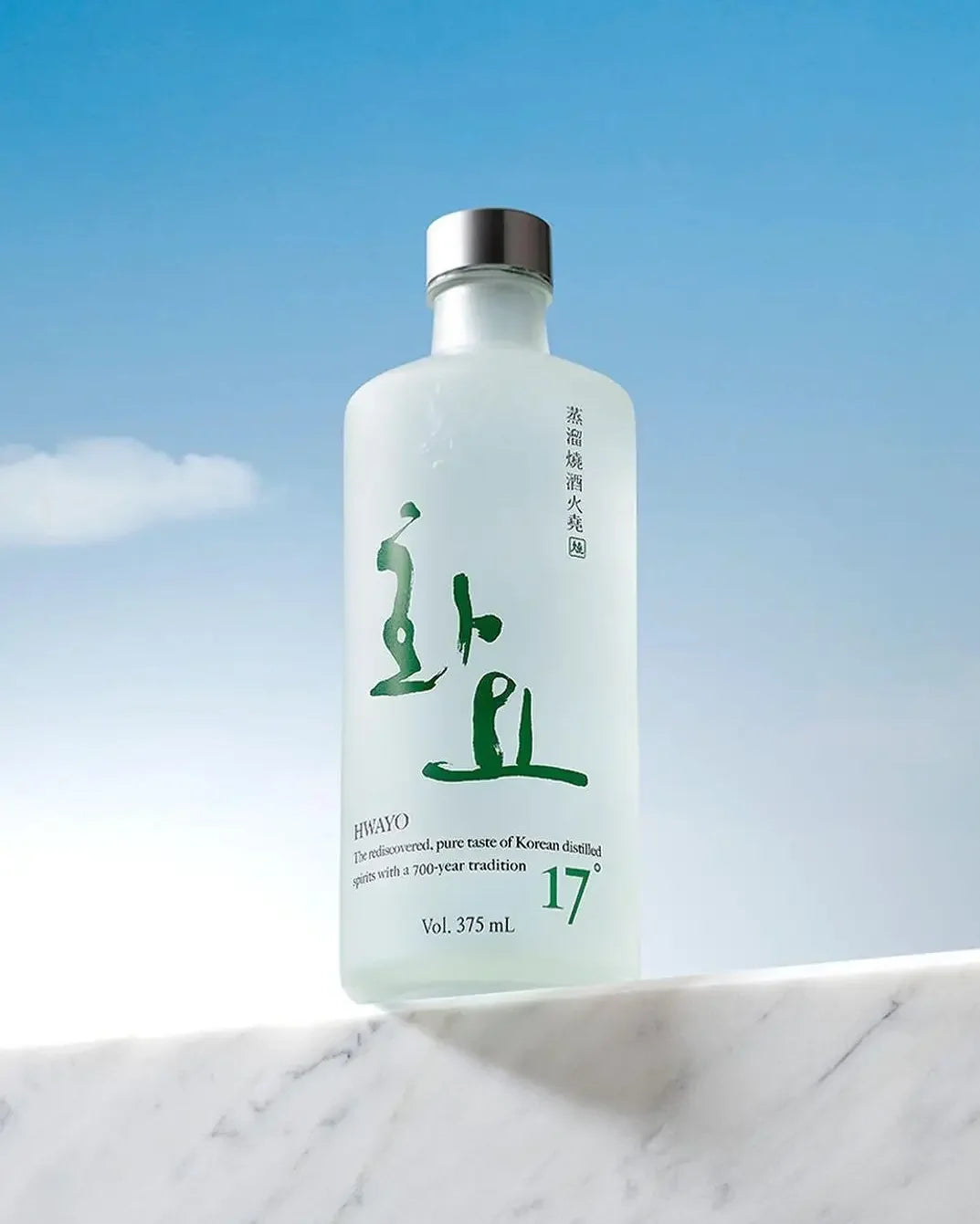 Hwayo Soju Alc. 17% 375ml - DotAsia