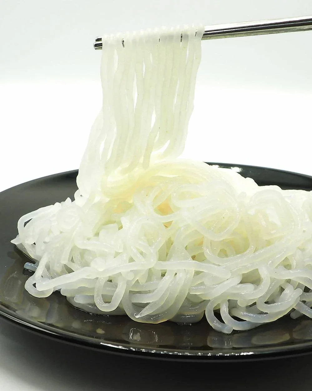 Marufuji Shirataki Noodles (Konjac Noodles) 180g 1 - DotAsia