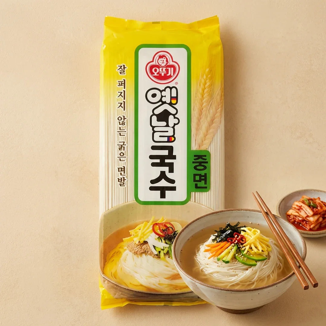 Ottogi Traditional Noodles Medium Thickness 900g
