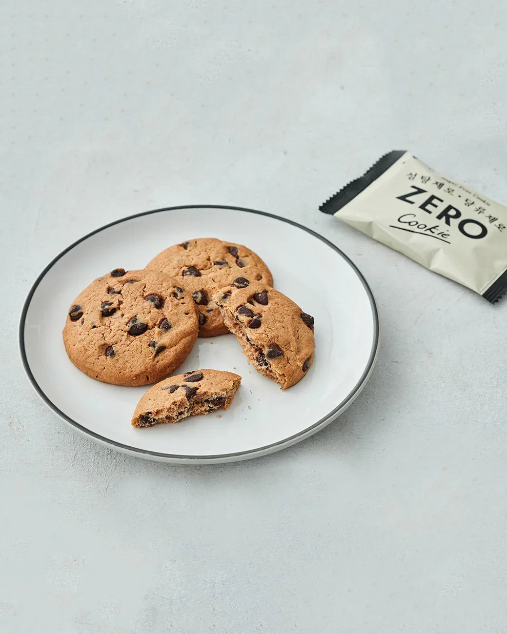 Lotte Zero Chocolate Chip Cookies 168g 2 - DotAsia