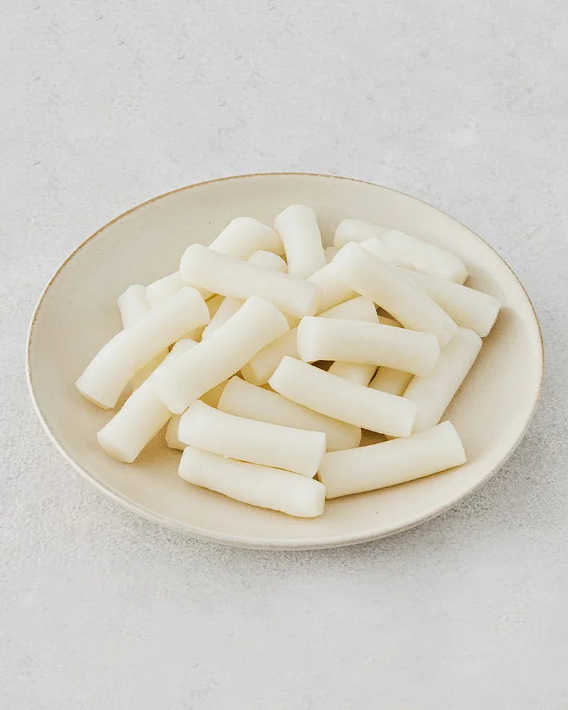 Traditional Tteokbokki Rice Cakes 1kg - Frozen - DotAsia