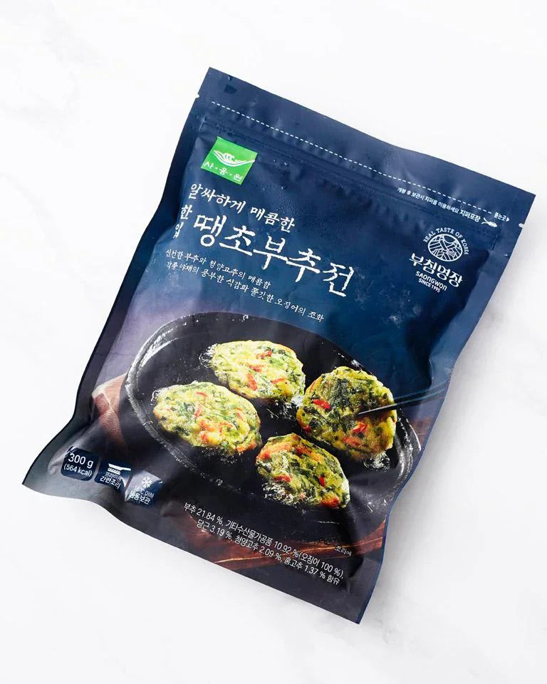 사옹원 한입 땡초 부추전 300g - 냉동 - DotAsia