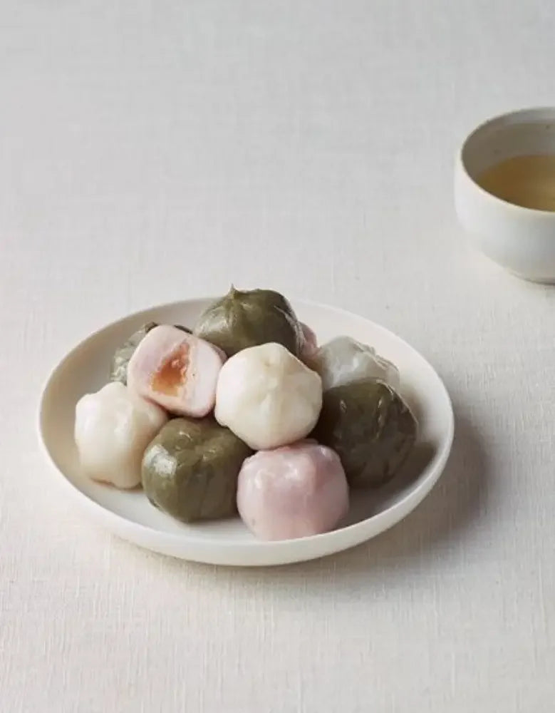 Traditional Honey Rice Cake - DotAsia
