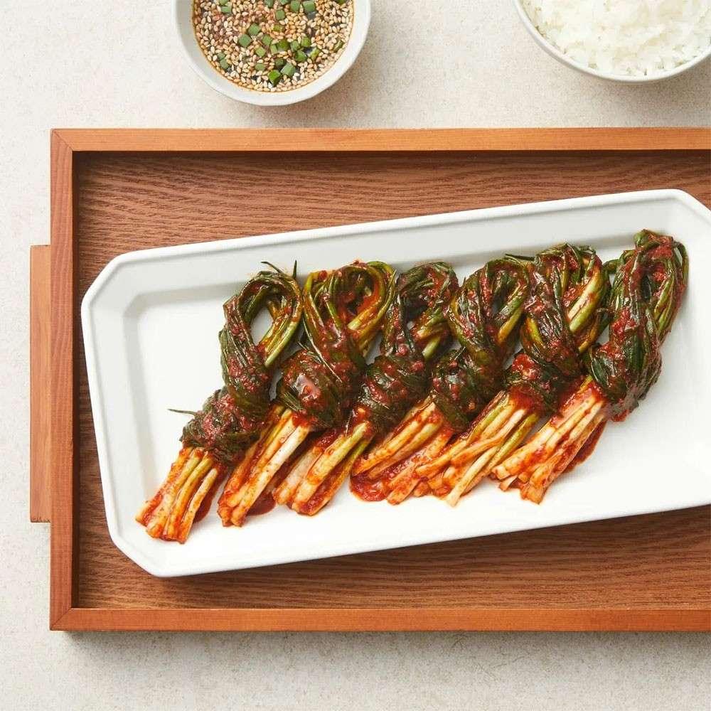 Jongga Scallion Kimchi 300g - Refrigerated 4