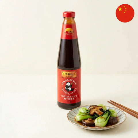 Lee Kum Kee Panda Authentic Chinese Oyster Sauce - Háo Yóu 907g